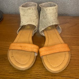 New never worn! Aloha island sandals